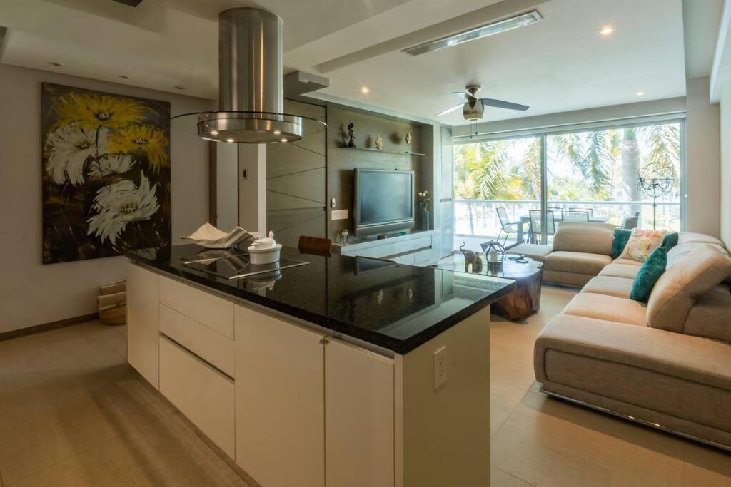 נובו ואלארטה Peninsula Seaside Serenity Condo מראה חיצוני תמונה